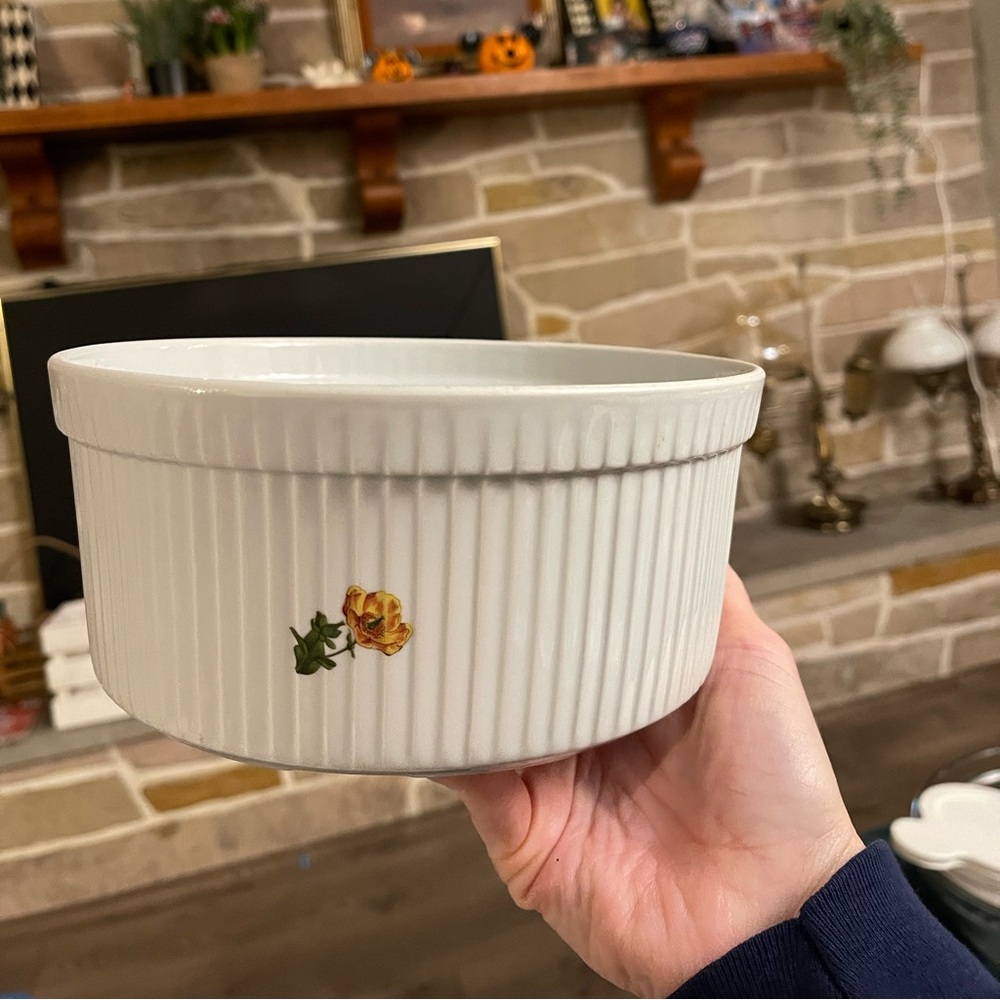 BIA Cordon Bleu Floral Casserole Dish Porcelain Soufflé Baking Pan Bowl